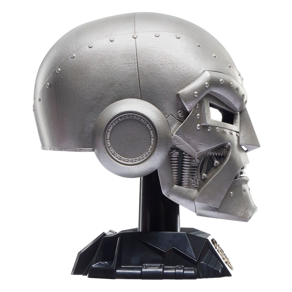 Marvel: Legends Roleplay Replica Doctor Doom Premium Helmet