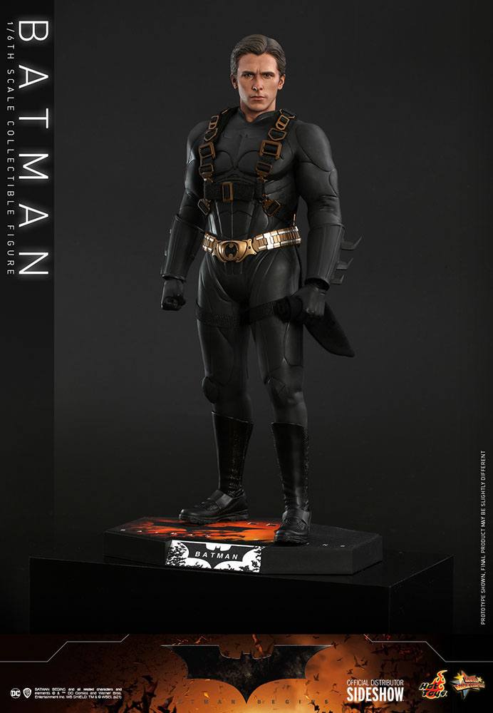 DC Comics: Batman Begins Movie Masterpiece Action Figure 1/6 Batman Hot Toys Exclusive 32 cm