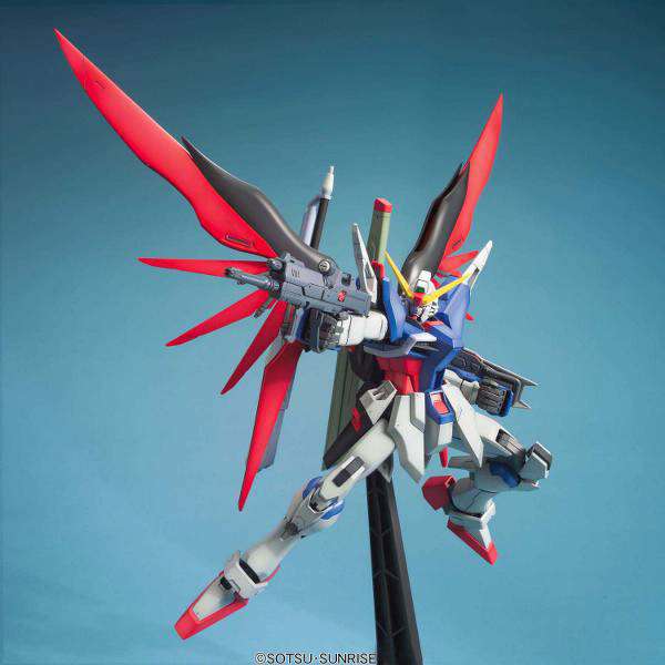 Gunpla: Bandai Model Kit - MG Gundam Destiny 1/100