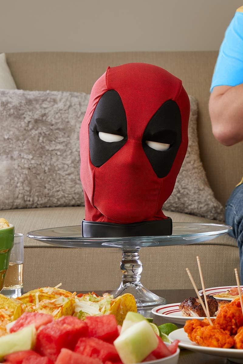 Marvel: Legends Premium Interactive Head Deadpool's Head - Testa Interattiva