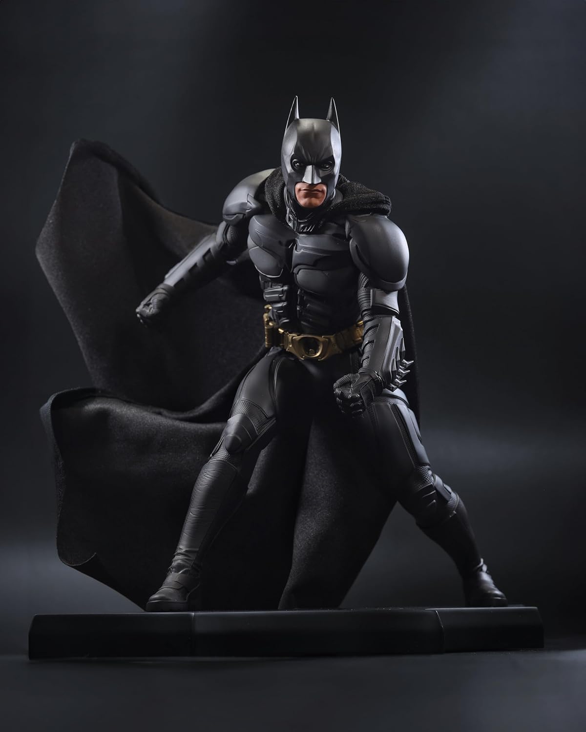 DC Comics: Direct Statue DC Movie Statues Batman (The Dark Knight) 24 cm