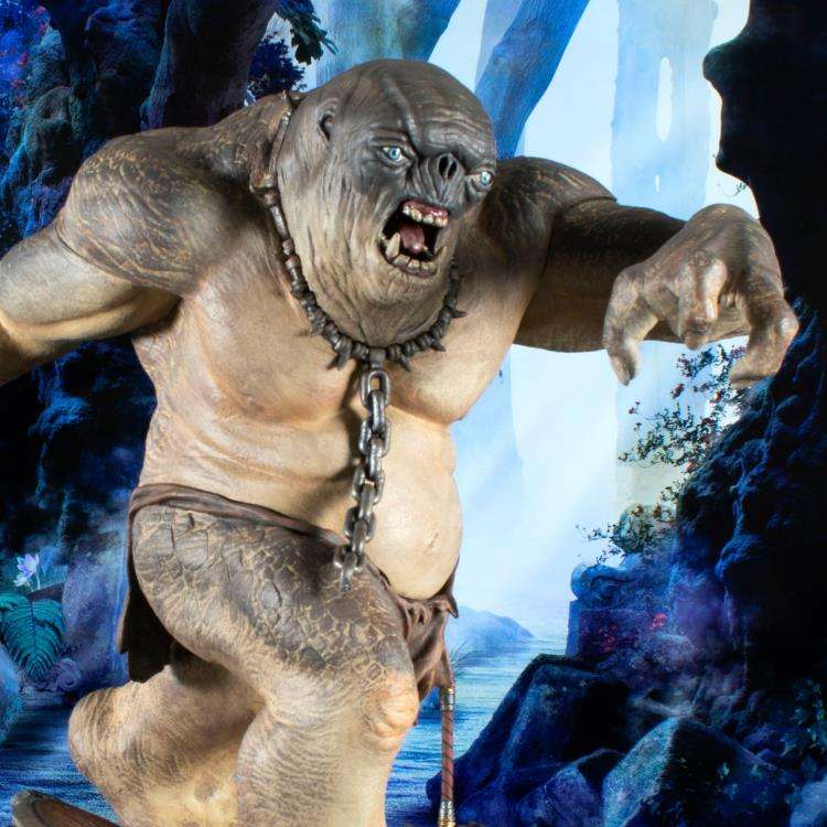 The Lord Of The Rings: Gallery deluxe cave troll pvc statue