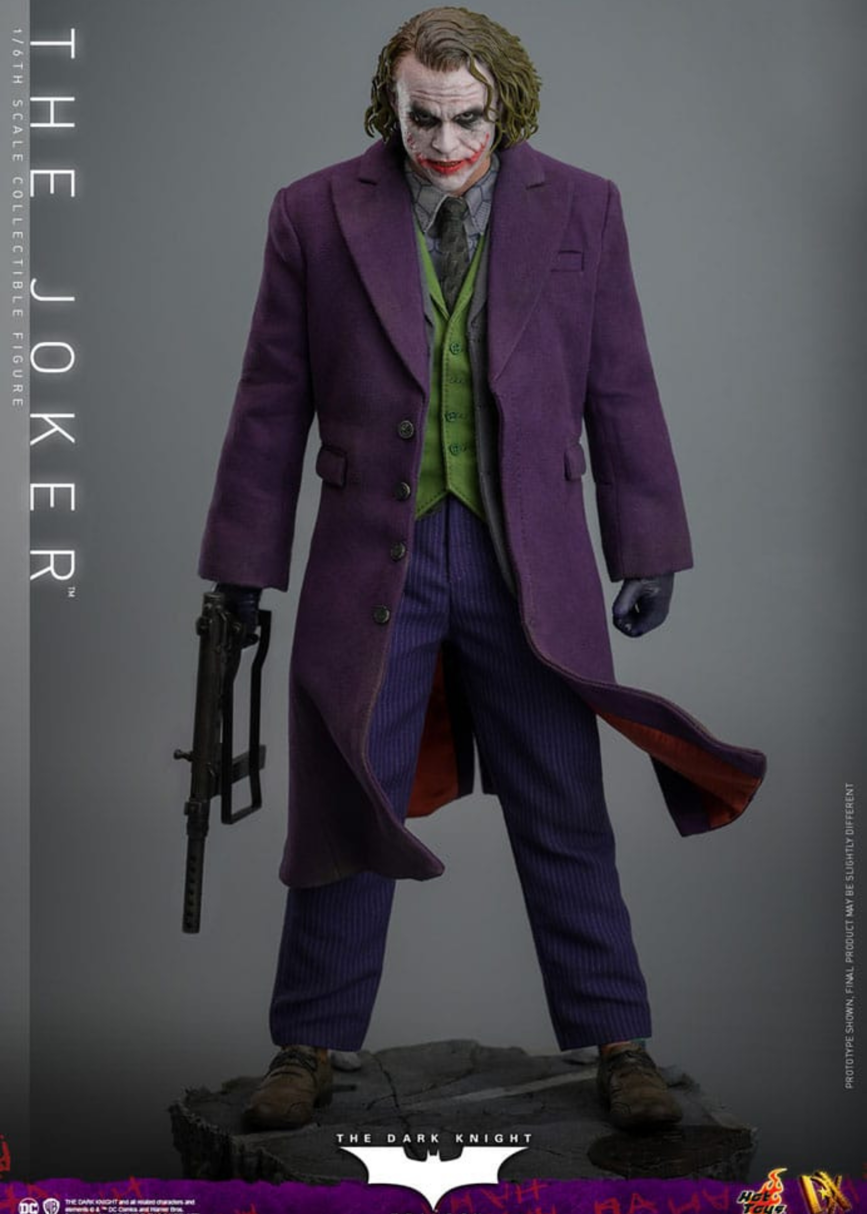 DC Comics: The Dark Knight DX Action Figure 1:6 The Joker 31 cm