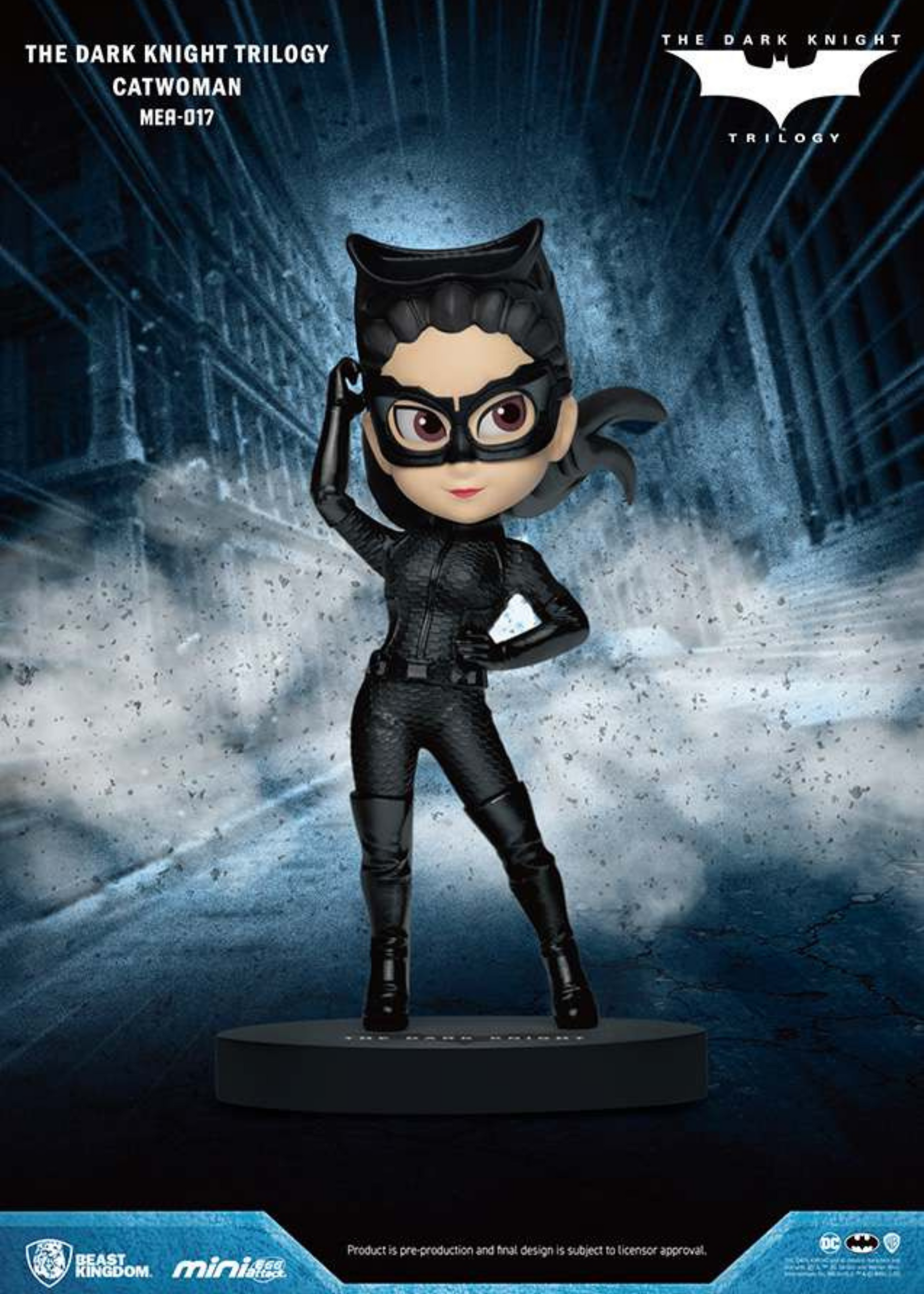 DC Comics: Batman The Dark knight trilogy catwoman mini egg statue