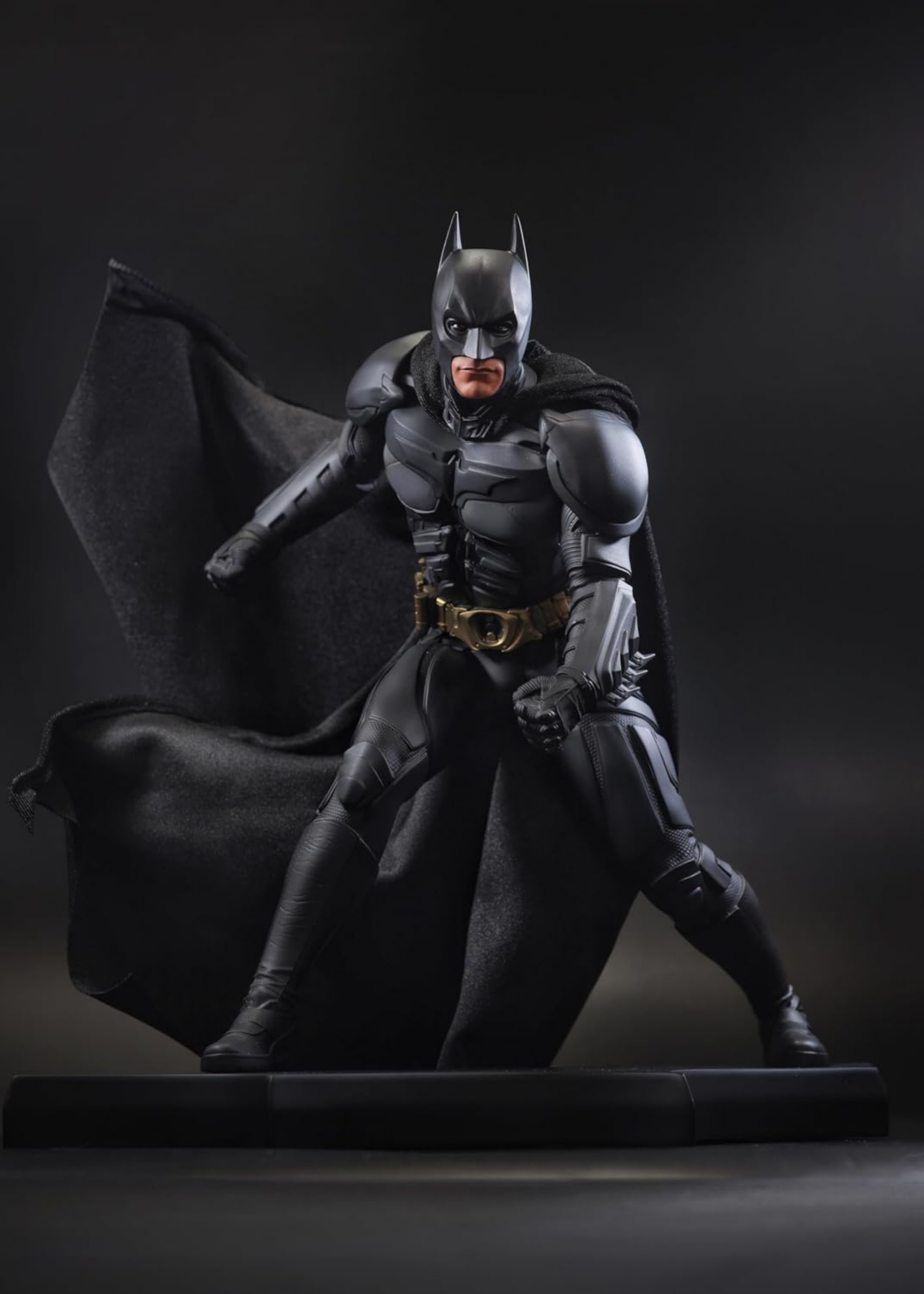 DC Comics: Direct Statue DC Movie Statues Batman (The Dark Knight) 24 cm