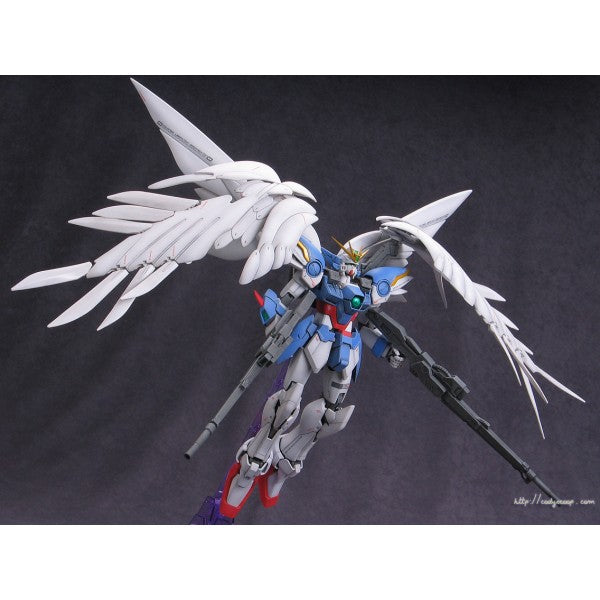 Gunpla: Bandai Model Kit  - MG gundam w zero custom 1/100