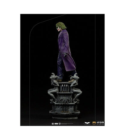 DC Comics: The Joker Deluxe Art Scale 1/10 – The Dark Knight - Iron Studios