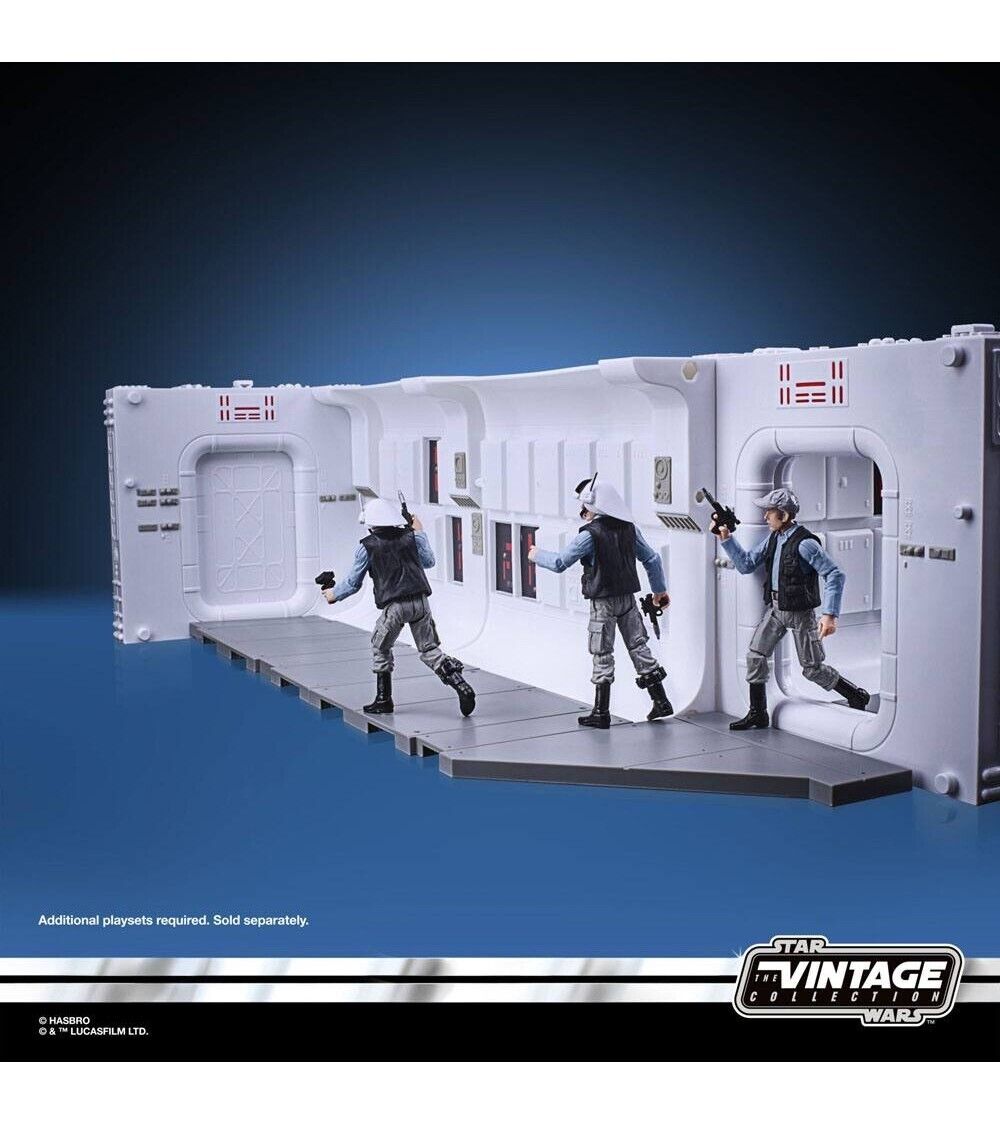 Star Wars: Episode V Tantive IV Hallway with Rebel Fleet Trooper Figure 10 cm