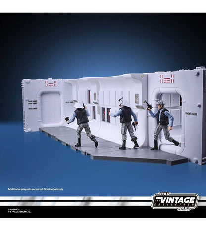 Star Wars: Episode V Tantive IV Hallway with Rebel Fleet Trooper Figure 10 cm