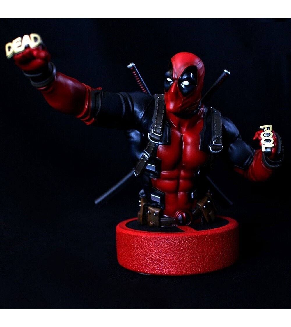 Marvel: Bust 1/6 Deadpool 16 cm