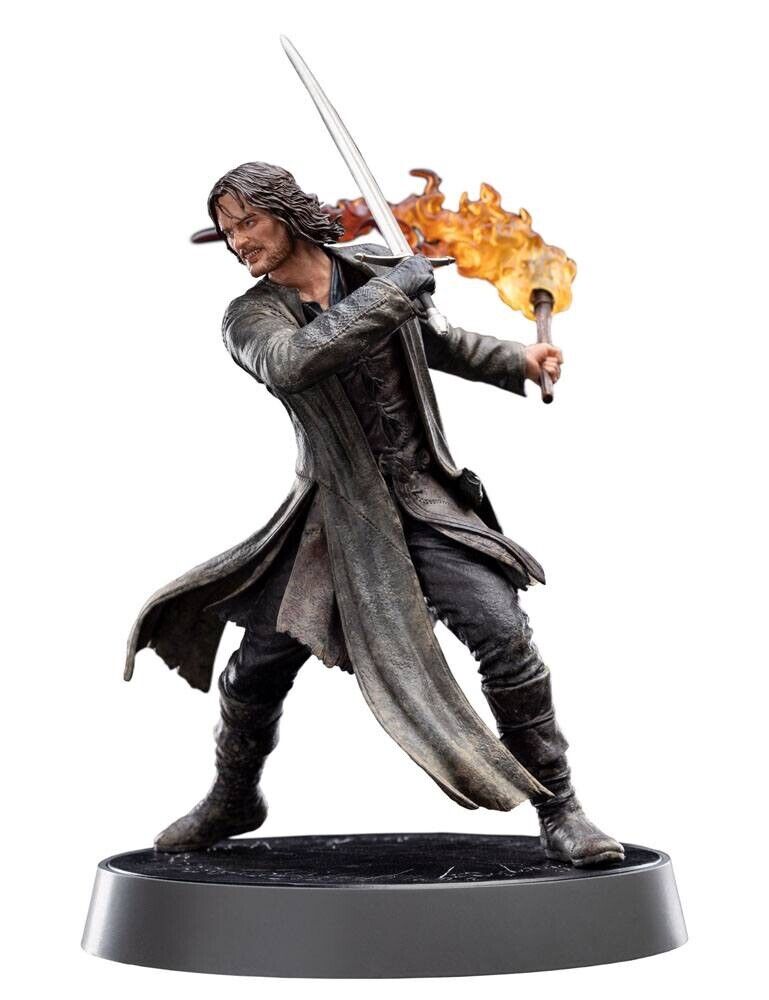 The Lord of the Rings: Figures of Fandom PVC Statue Aragorn 28 cm