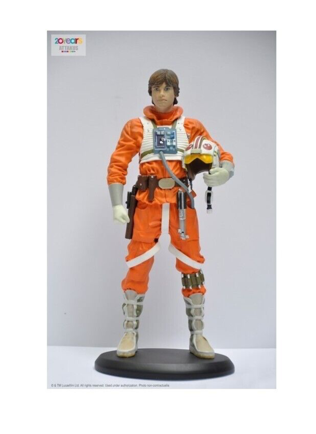 Star Wars: The Empire Strikes Back - Luke Snowspeeder Pilot Statue