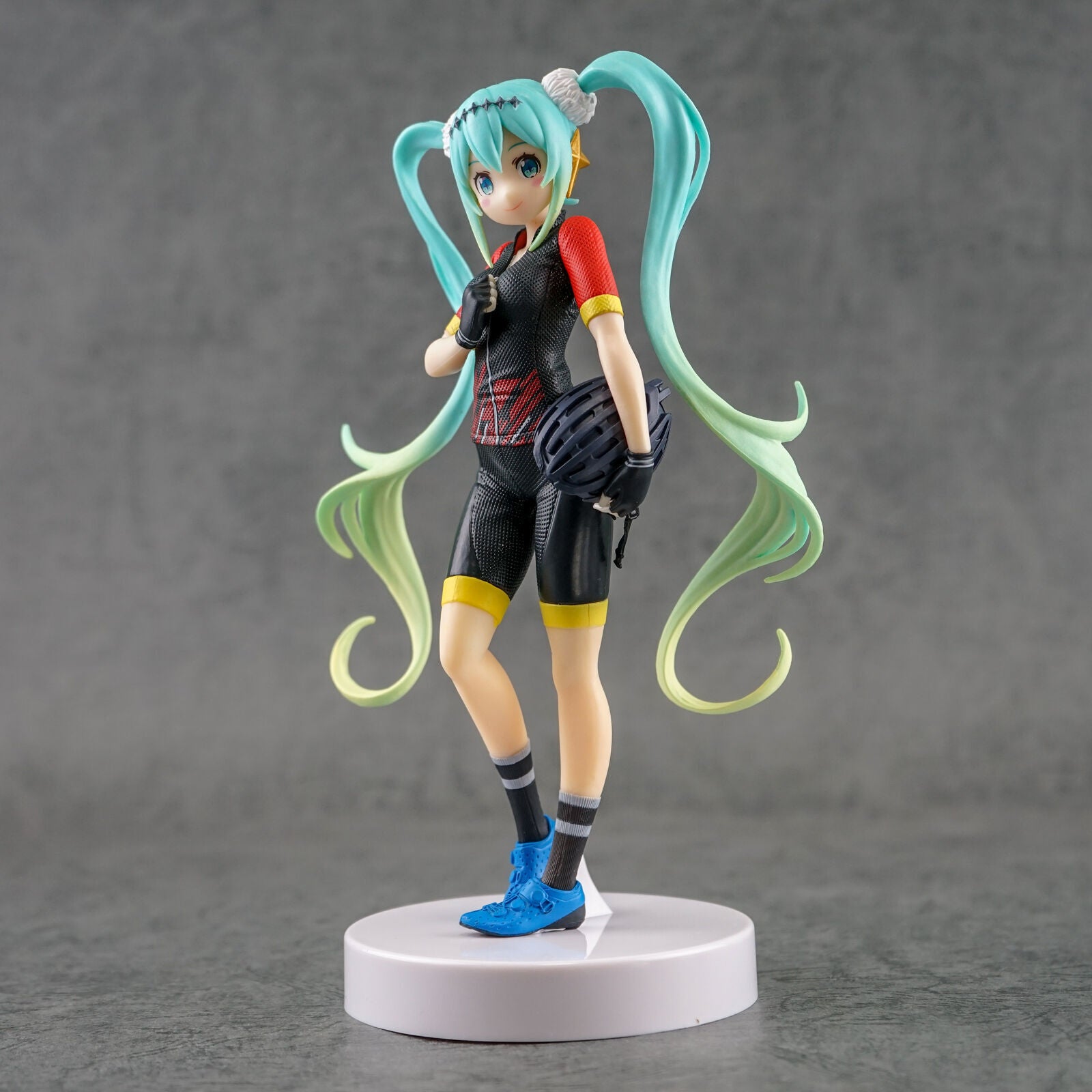 Hatsune Miku Racing: Racing Miku 2018 Team - UKYO Figure