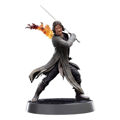 The Lord of the Rings: Figures of Fandom PVC Statue Aragorn 28 cm