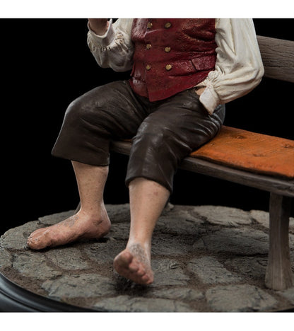 The Lord of the Rings: Bilbo Baggins Statue