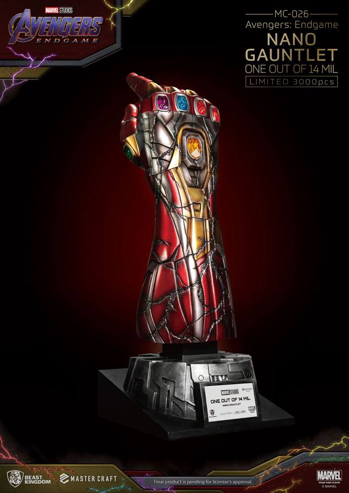 Marvel: Avengers Endgame Master Craft Statue Nano Gauntlet Iron man 47 cm