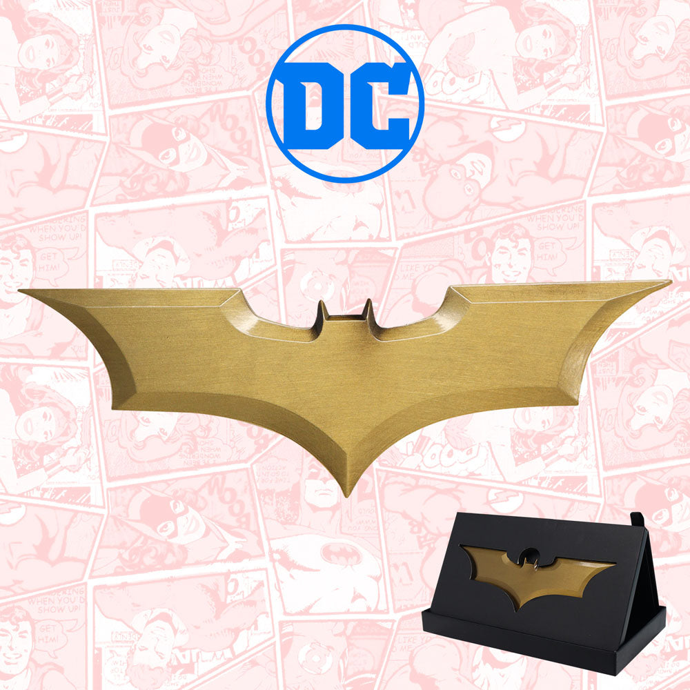 DC Comics: The Dark Knight Replica Batman Batarang Limited Edition 18 cm