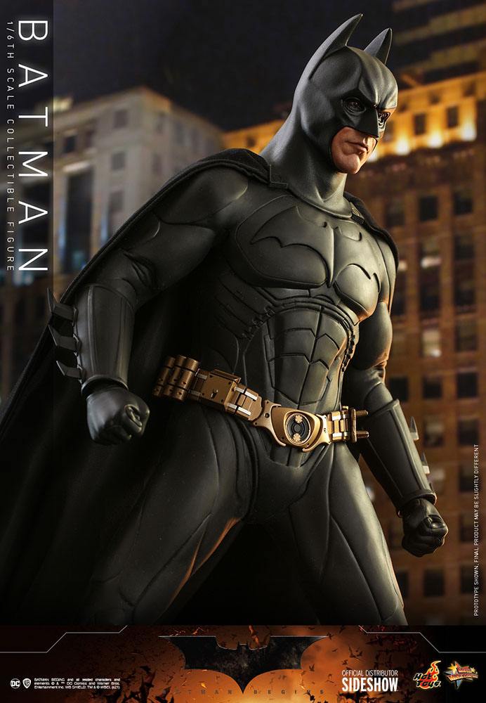 DC Comics: Batman Begins Movie Masterpiece Action Figure 1/6 Batman Hot Toys Exclusive 32 cm