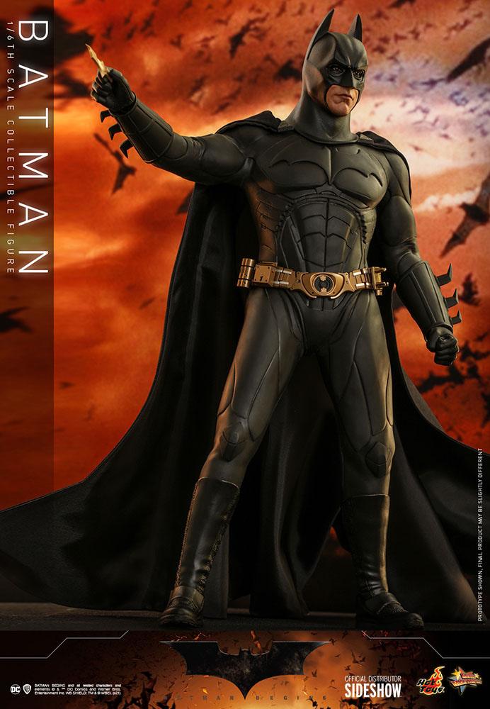DC Comics: Batman Begins Movie Masterpiece Action Figure 1/6 Batman Hot Toys Exclusive 32 cm