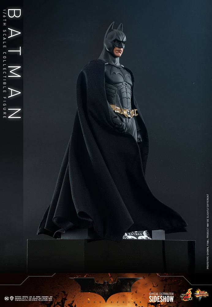 DC Comics: Batman Begins Movie Masterpiece Action Figure 1/6 Batman Hot Toys Exclusive 32 cm