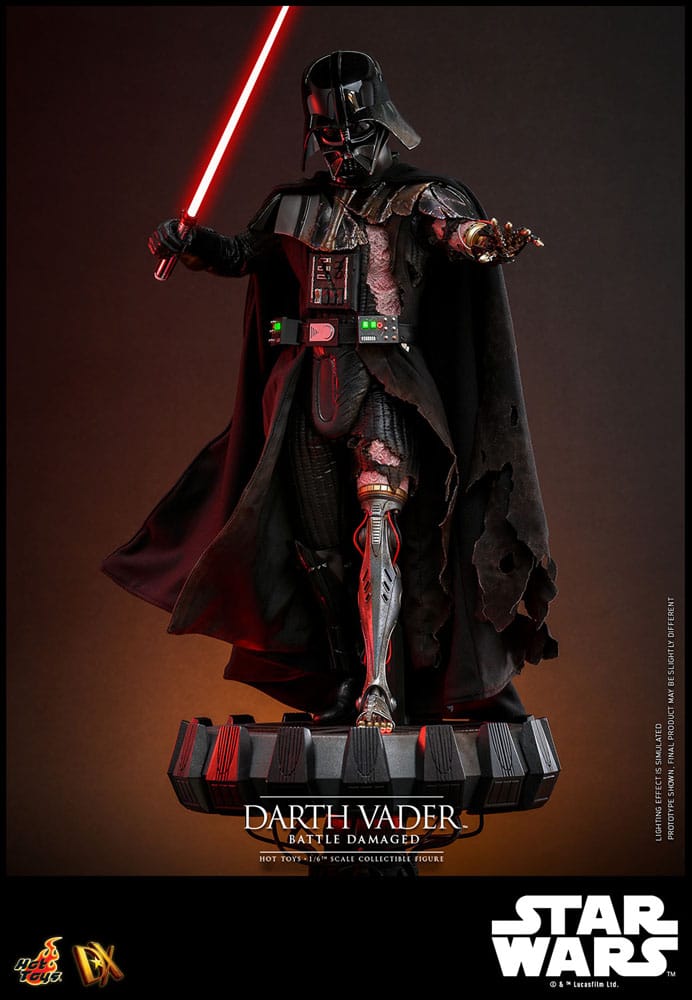 Star Wars: Action Figure 1/6 Darth Vader (Battle Damaged) 35 cm