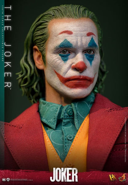 DC Comics: Joker Movie Masterpiece Action Figure 1/6 Il Joker 30 cm