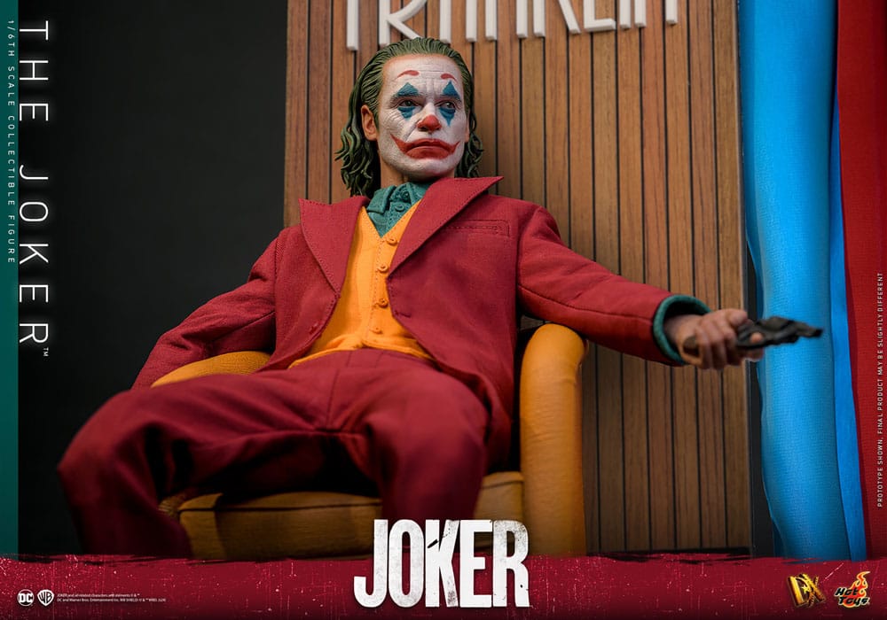 DC Comics: Joker Movie Masterpiece Action Figure 1/6 Il Joker 30 cm