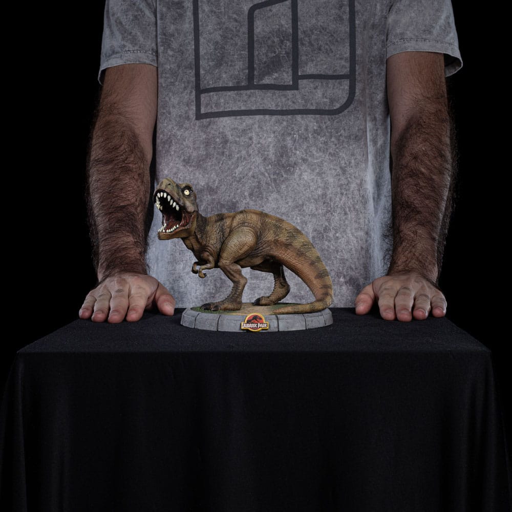 Jurassic Park: Mini Co. PVC Figure T-Rex Illusion 15 cm