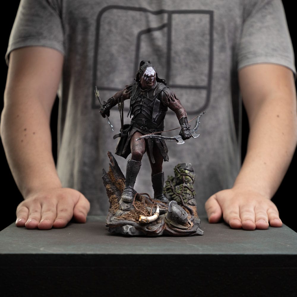 The Lord of the Rings: Art Scale Statue 1/10 Lurtz, Uruk-Hai Leader 23 cm