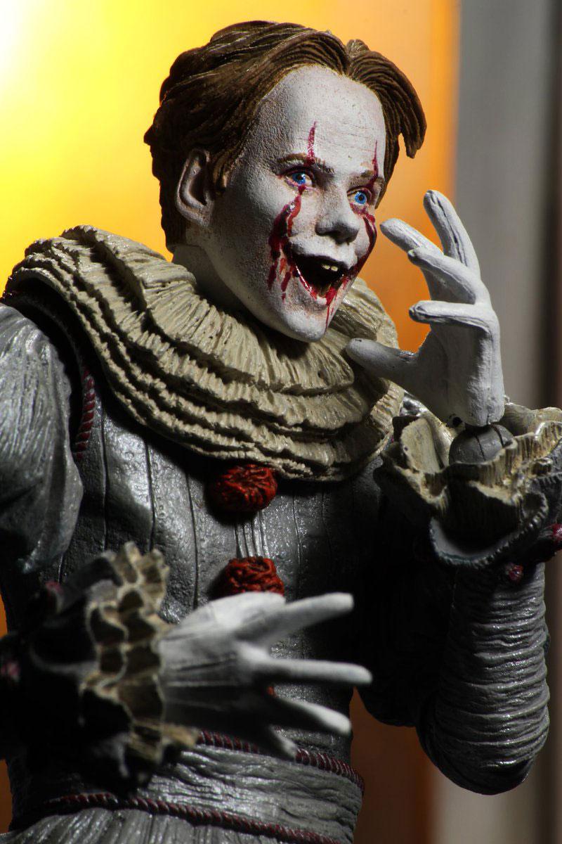 It Chapter Two Action Figure Ultimate Pennywise 18 cm