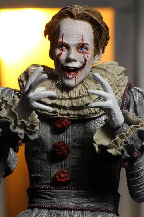 It Chapter Two Action Figure Ultimate Pennywise 18 cm