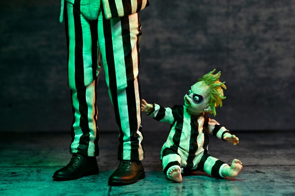 Beetlejuice Beetlejuice Action Figure 7 Scale Ultimate Striped Suit Beetlejuice 18 cm