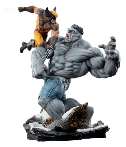 Marvel: Statue Grey Hulk vs Wolverine 58 cm