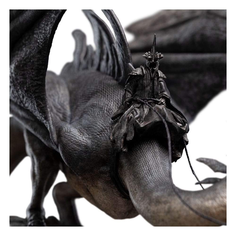 The Lord of the Rings: Statue Fell Beast & Nazgûl 18 cm